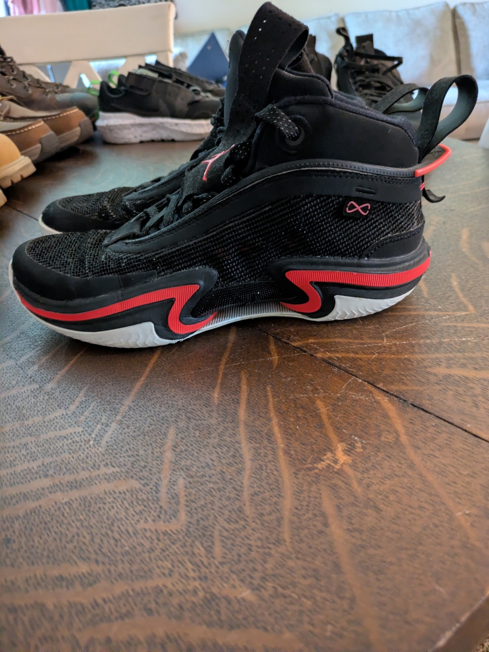 Jordan Men's Black and Red High-Top Athletic Sneakers